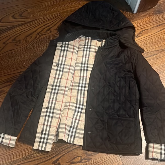 Authentic Burberry quilted jacket size 8 - Picture 3 of 4